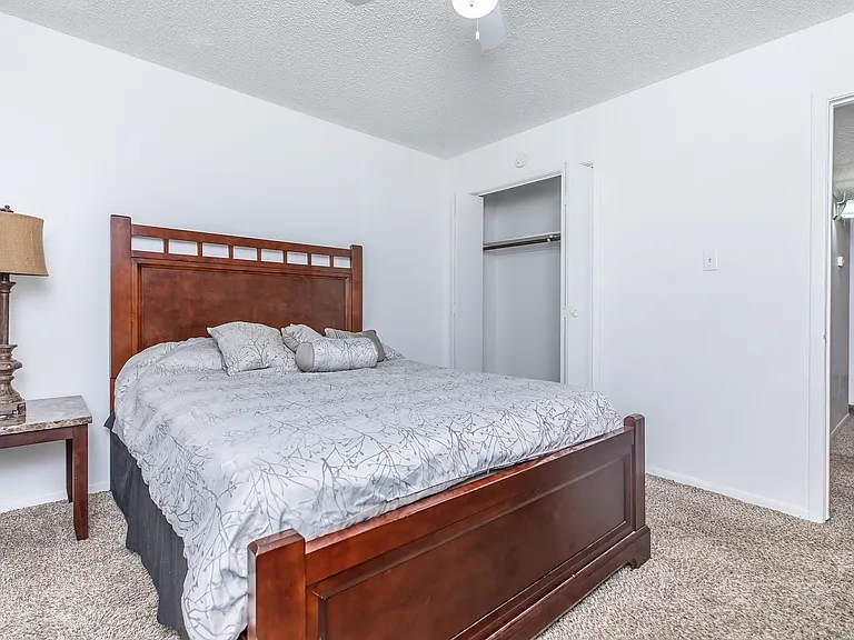 Rock Brook Apartments — Photo 37
