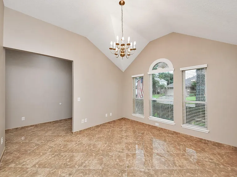 3003 Silver Spur Dr — Photo 7