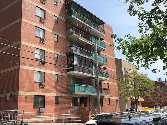 2nd image of 3445 Leavitt St APT 5C