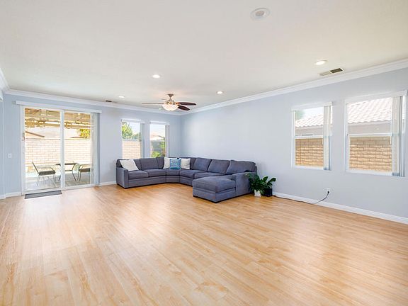 3rd image of 82134 Dunn Dr