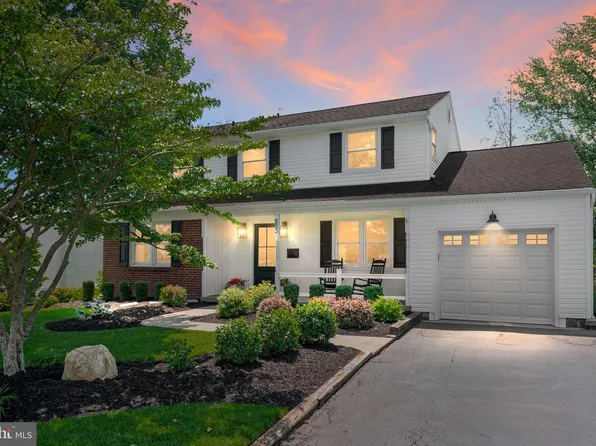 883 Rodgers Ave, Warrington, PA 18976