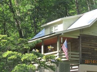 700 Laurel Springs Dr, Bryson City, NC 28713