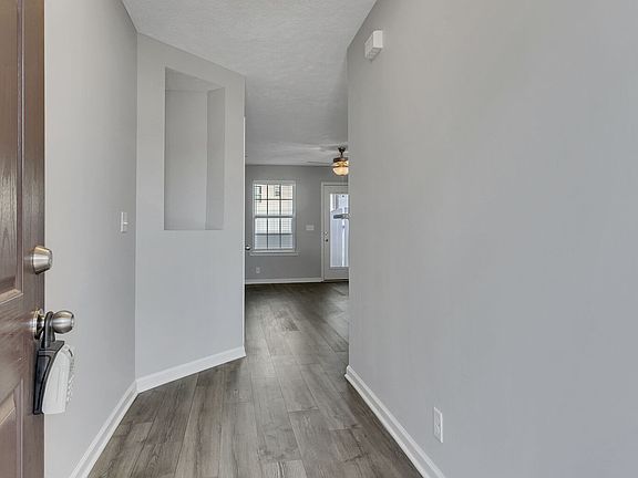 5th image of 3449 Donerail Cir