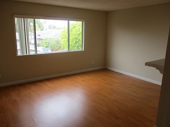 2nd image of 283 Redondo Ave APT 9