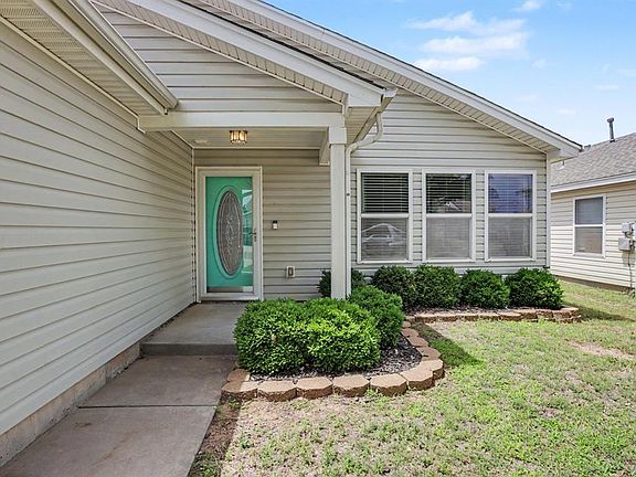 4th image of 15513 Camellia Rd