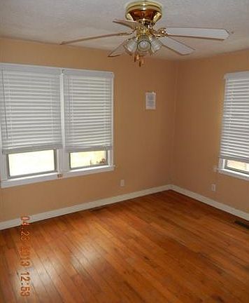 4th image of 212 E Lindsey St
