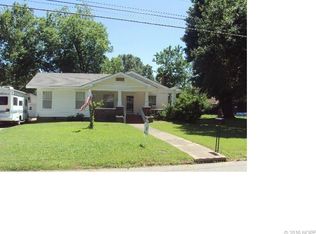 216 E Vine Ave, Sallisaw, OK 74955