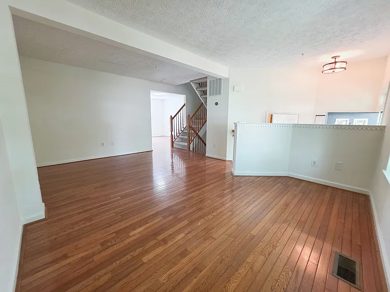 12002 Cherry Blossom Pl — Photo 4