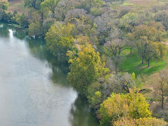 3rd image of 611 Fm 969