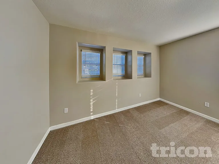 9247 Wellstone Dr — Photo 13
