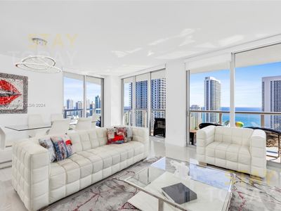 2600 E Hallandale Beach Blvd #T2902, Hallandale, FL, 33009