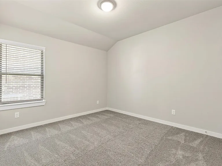 216 Arrow Wood Rd — Photo 8