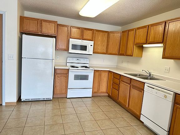 5th image of 4201 33rd Ave S #308