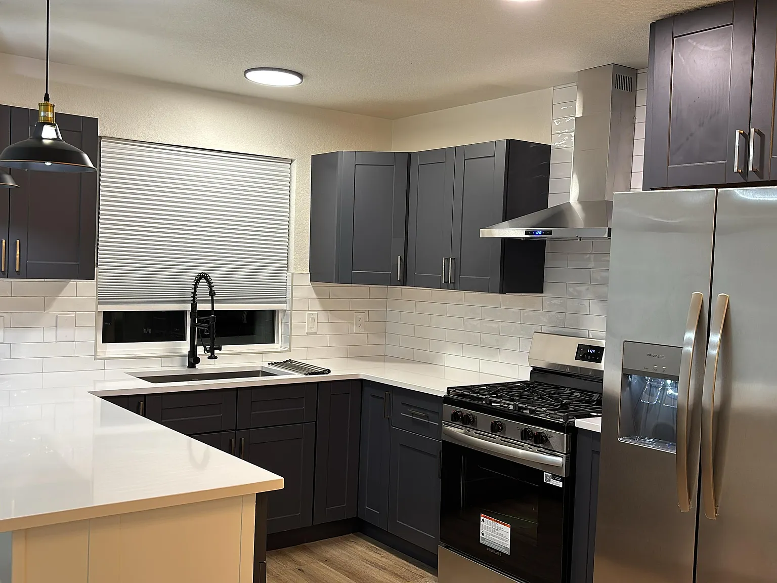 4 bed, 1644 sqft, $3,200 — Photo 4
