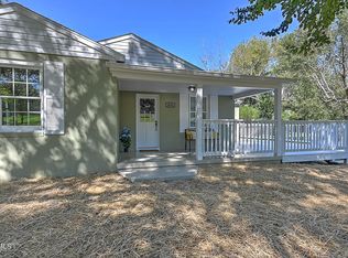 496 Pleasant Grove Rd, Bluff City, TN 37618