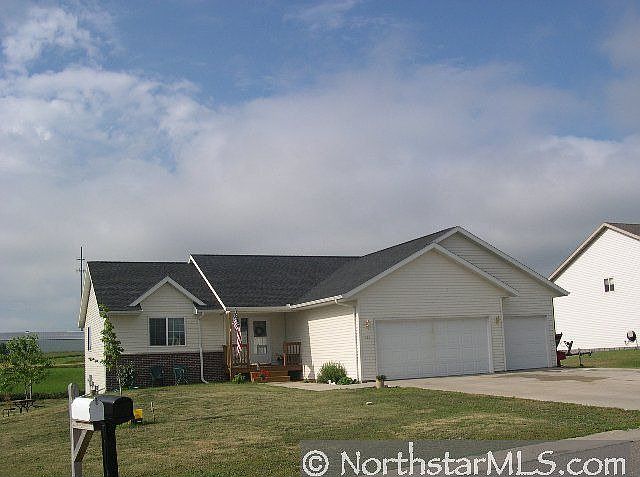 Home for Sale in Cokato, MN $207,900