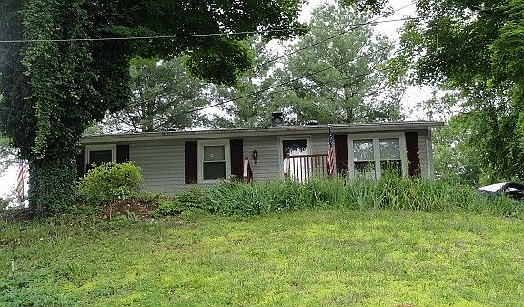 5th image of 430 Orchard Ave