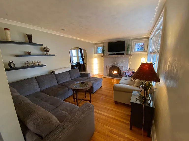 2157 McCausland Ave — Photo 4