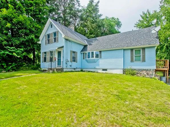 25 Finn St, Northampton, MA 01060