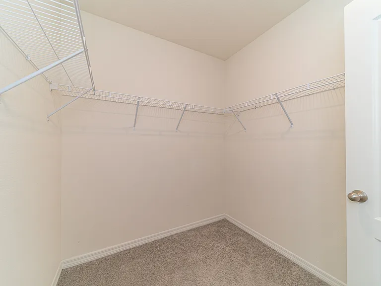 1181 Cascades Ave — Photo 11