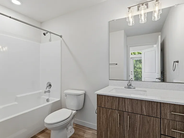 Evergreen Peak Apartments — Photo 53