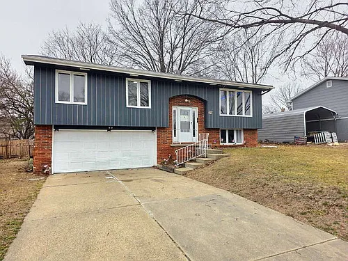 320 34th St Photo 1