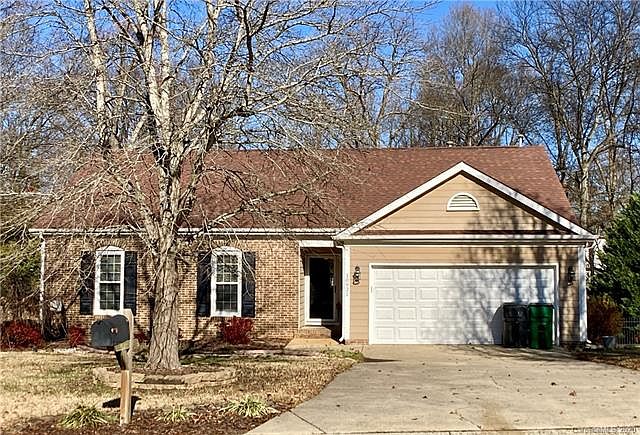 1st image of 10921 Wiltshire Ln