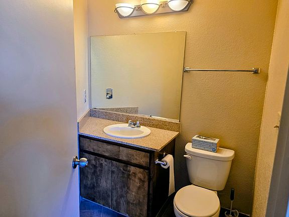 5th image of 1255 Lincoln Rd APT 16
