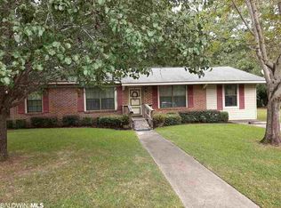 104 Roseland Cir, Brewton, AL 36426
