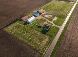 1949 E 900 North Rd, Gridley, IL 61744