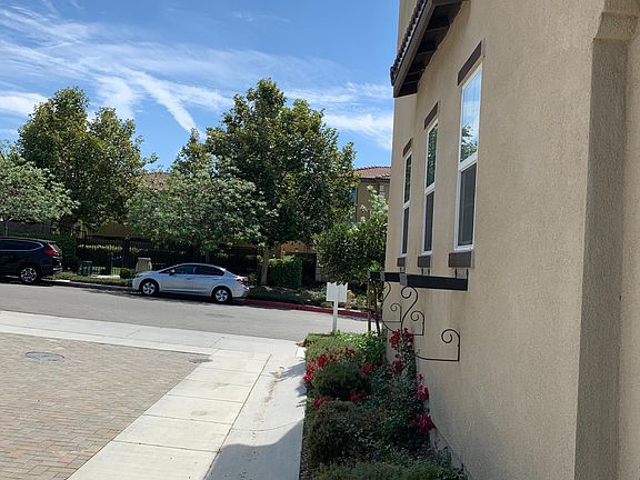3rd image of 2810 S Via Belamaria