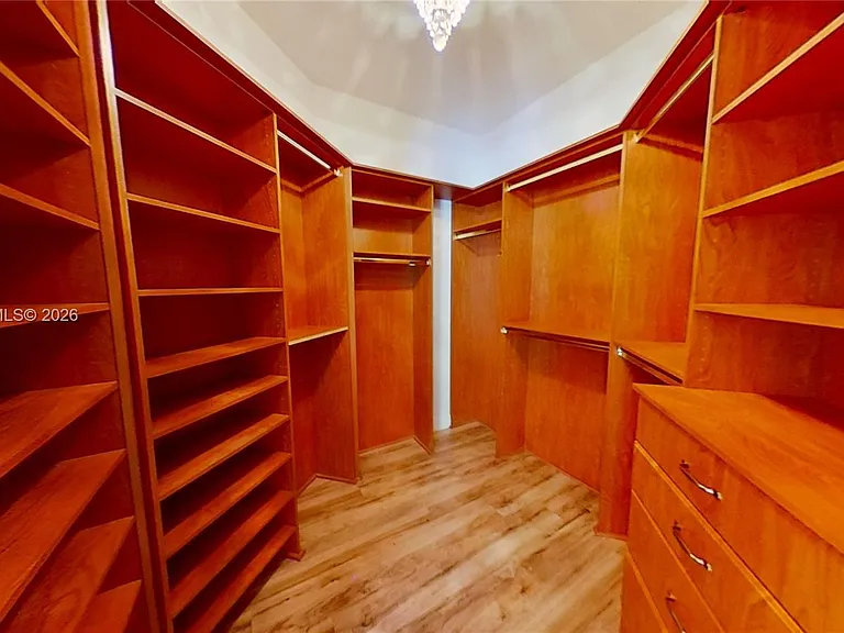 405 Sabal Way — Photo 13