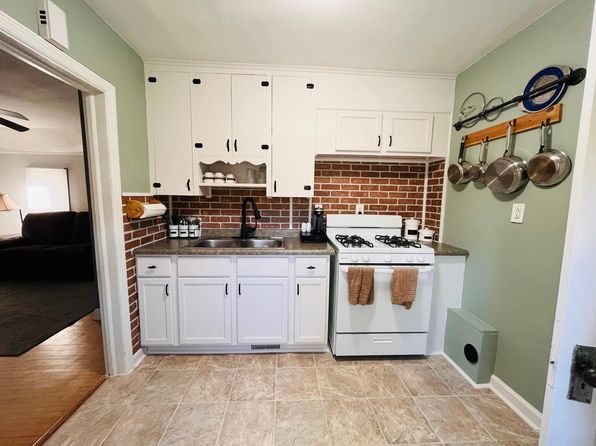 411 N 52nd Ave W #2