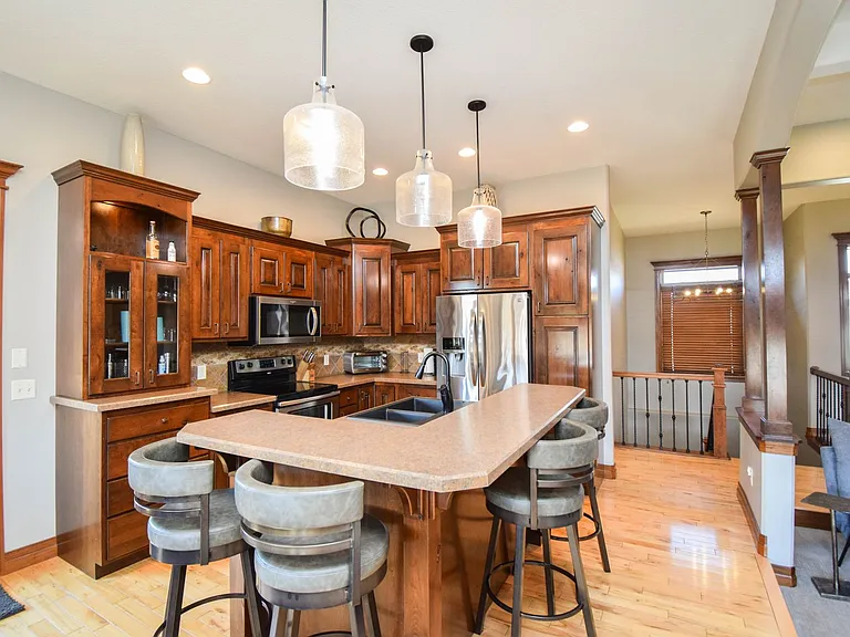 2204 S Silverthorne Ave — Photo 10