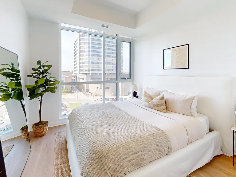 159 Parkdale Ave — Photo 6