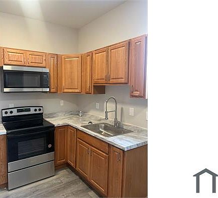 2nd image of 5416 Vine St Floor 1