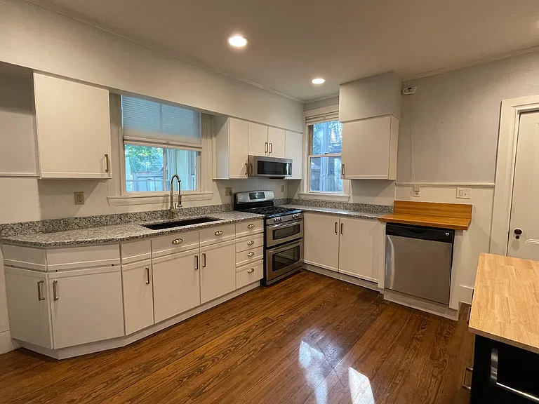 116 Emery St #1 — Photo 14