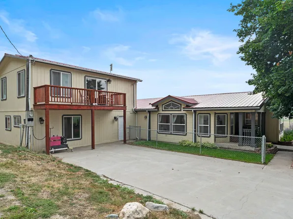 3322 Long Prairie Rd, Valley, WA 99181