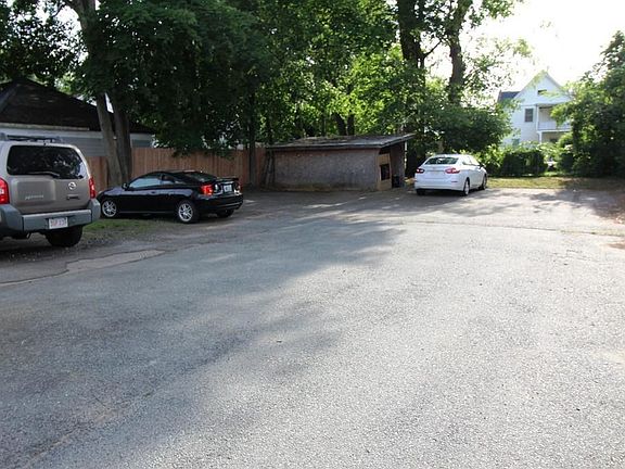 3rd image of 105 Parker St