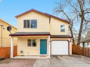 317 SE 90th Ave, Portland, OR 97216