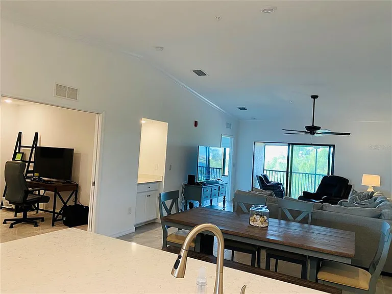 5664 Palmer Cir #202 — Photo 12