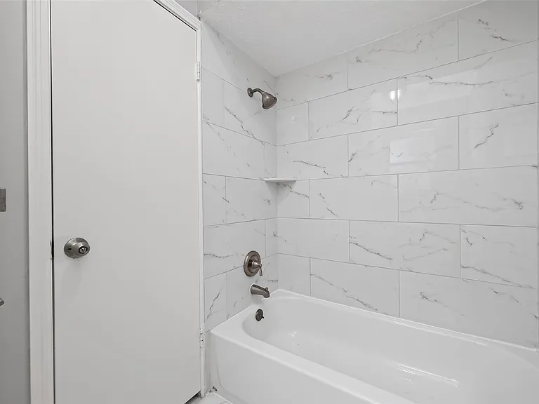 5703 Green Timbers Dr — Photo 39