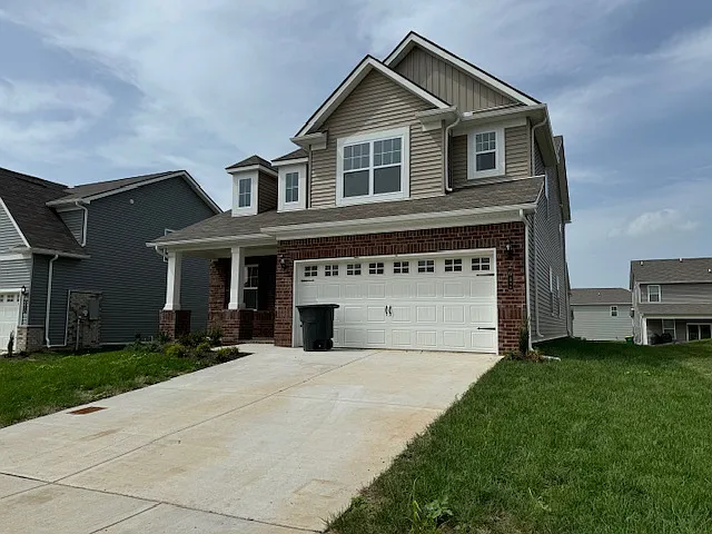 4 bed, 2.5 bath, 2155 sqft, $2,649 — Photo 2