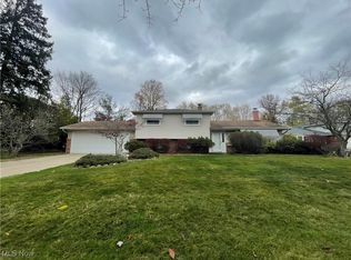 7725 E Linden Ln, Parma, OH 44130