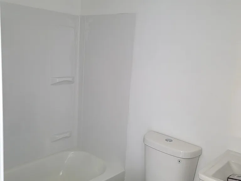 131 Birch St #C — Photo 6