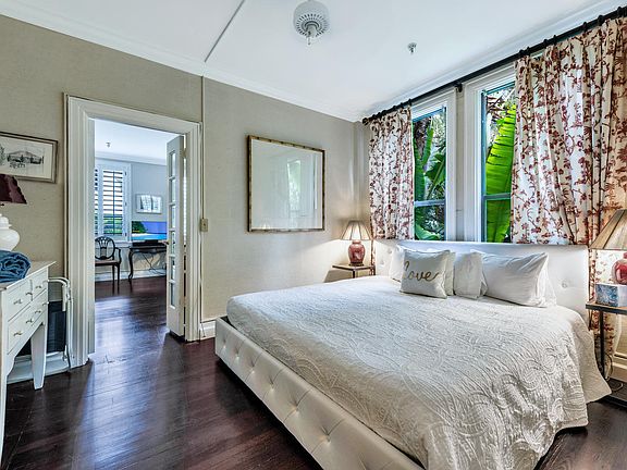 5th image of 235 Sunrise Avenue #1025, 1027 & 1029