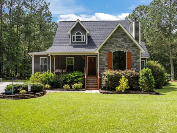1128 Old Stage Rd S, Erwin, NC 28339