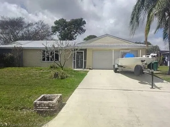 2486 SE Wishbone Rd, Port Saint Lucie, FL 34952