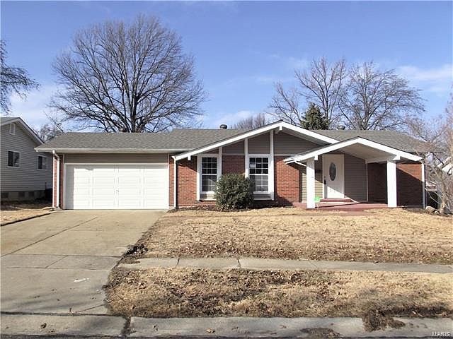 1st image of 3745 Greenway Chase Dr