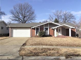 3745 Greenway Chase Dr, Florissant, MO